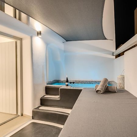 Tiara Suites Santorini Φηρά Εξωτερικό φωτογραφία