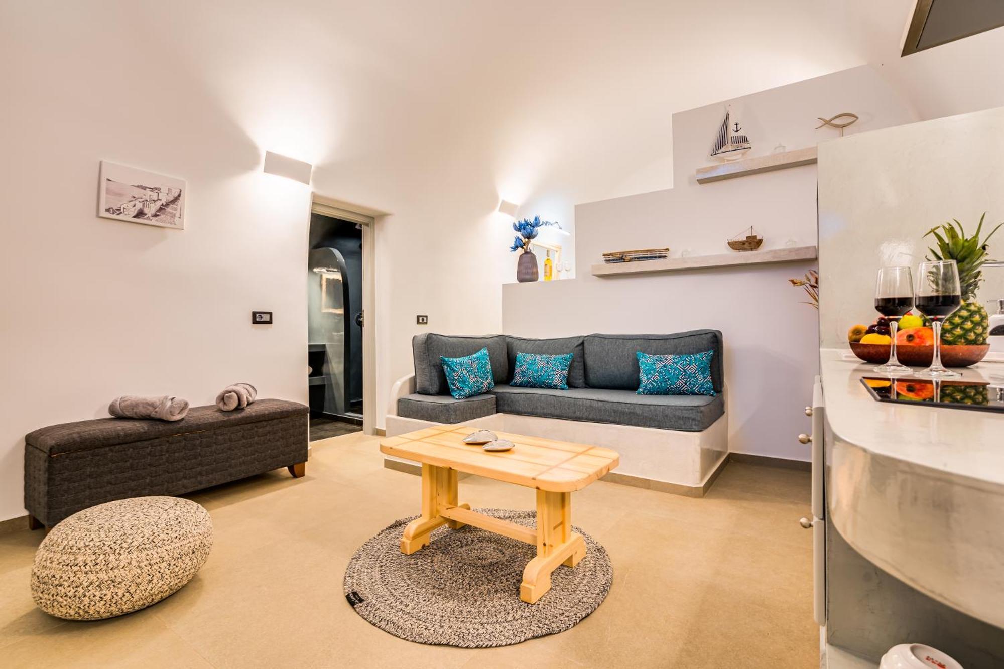 Tiara Suites Santorini Φηρά Εξωτερικό φωτογραφία